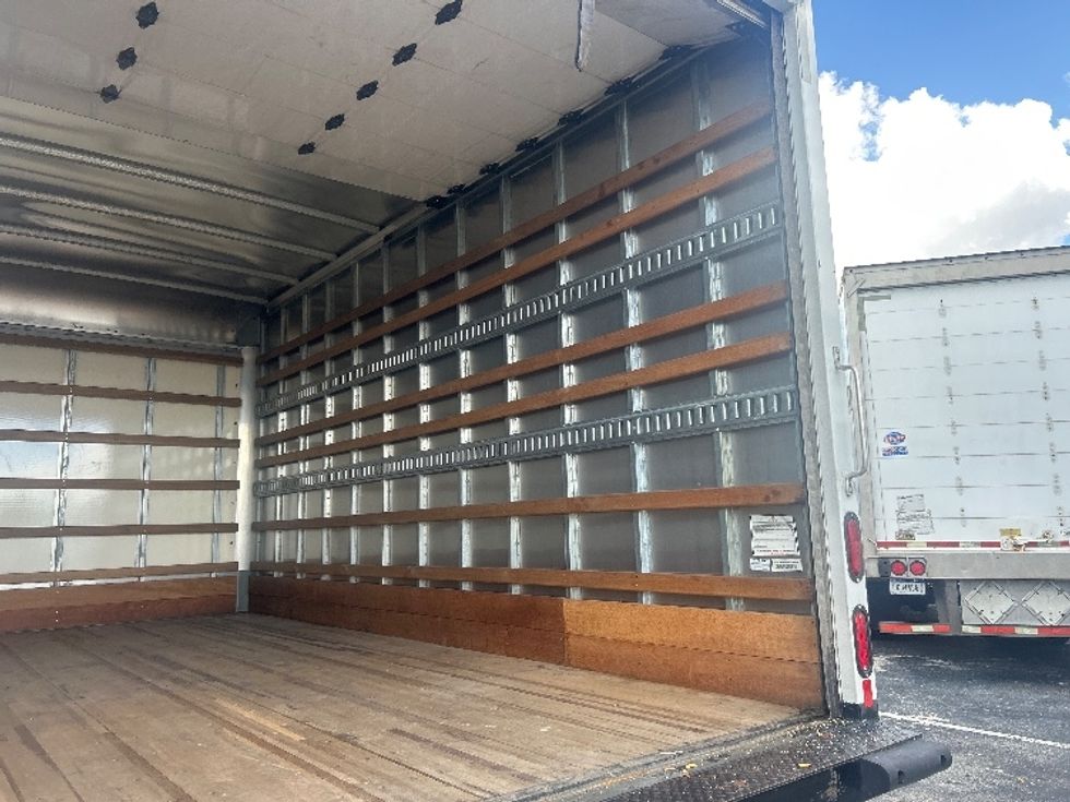 Light Duty Box Truck-Light and Medium Duty Trucks-Isuzu-2022-NPR-Orlando-FL-178,856\n\t\tmiles-$ 31,750 - Image 11