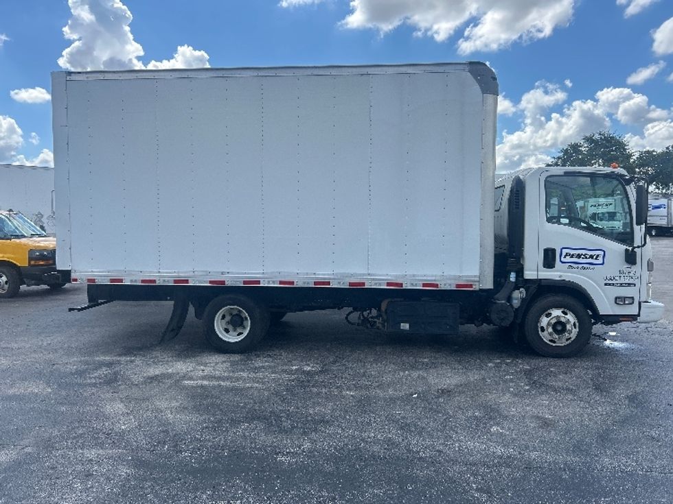 Light Duty Box Truck-Light and Medium Duty Trucks-Isuzu-2022-NPR-Orlando-FL-178,856\n\t\tmiles-$ 31,750 - Image 14
