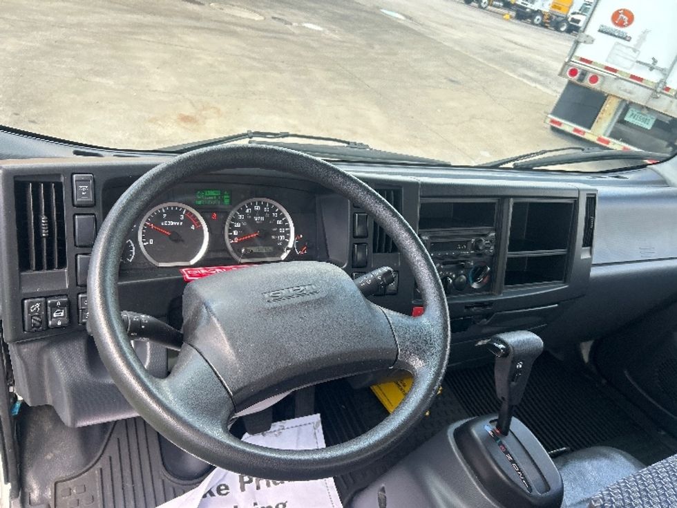 Light Duty Box Truck-Light and Medium Duty Trucks-Isuzu-2022-NPR-Orlando-FL-178,856\n\t\tmiles-$ 31,750 - Image 16