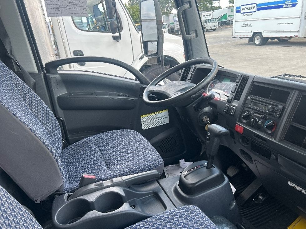Light Duty Box Truck-Light and Medium Duty Trucks-Isuzu-2022-NPR-Orlando-FL-178,856\n\t\tmiles-$ 31,750 - Image 21