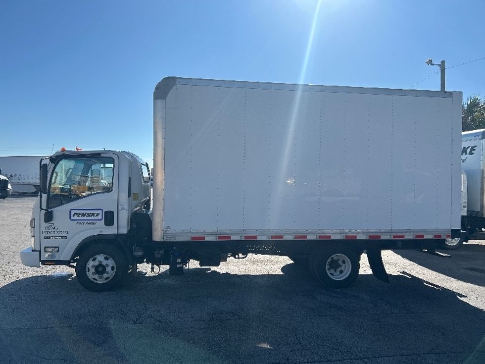 Light Duty Box Truck-Light and Medium Duty Trucks-Isuzu-2022-NPR-Orlando-FL-178,856\n\t\tmiles-$ 31,750 - Image 3