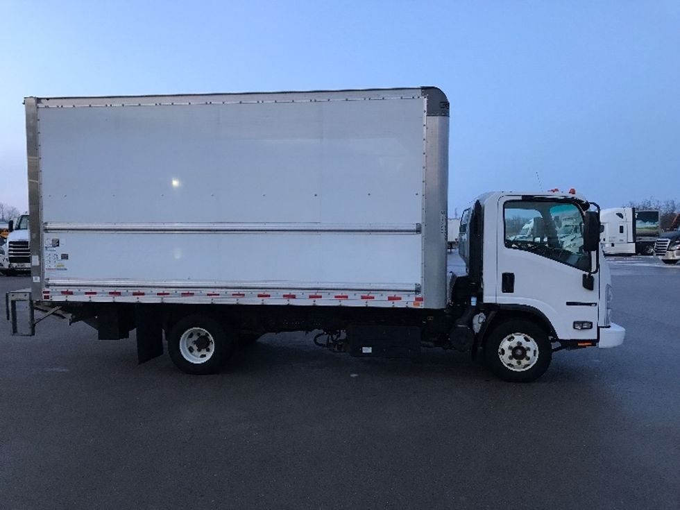 Light Duty Box Truck-Light and Medium Duty Trucks-Isuzu-2022-NPR-Oshawa-ON-168,030\n\t\tkm-$ 54,750 - Image 15