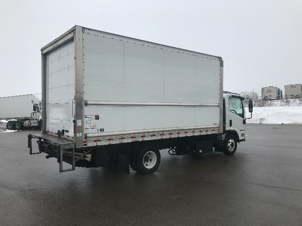Light Duty Box Truck-Light and Medium Duty Trucks-Isuzu-2022-NPR-Oshawa-ON-181,321\n\t\tkm-$ 52,750 - Image 13