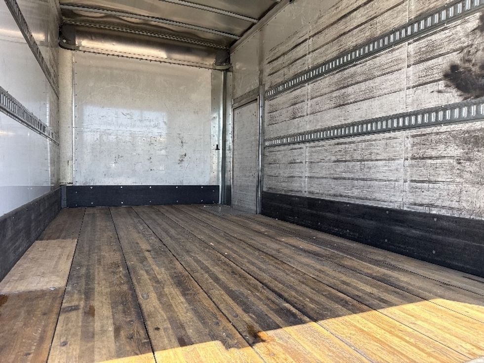Light Duty Box Truck-Light and Medium Duty Trucks-Isuzu-2022-NPR-Phoenix-AZ-192,913\n\t\tmiles-$ 29,000 - Image 11