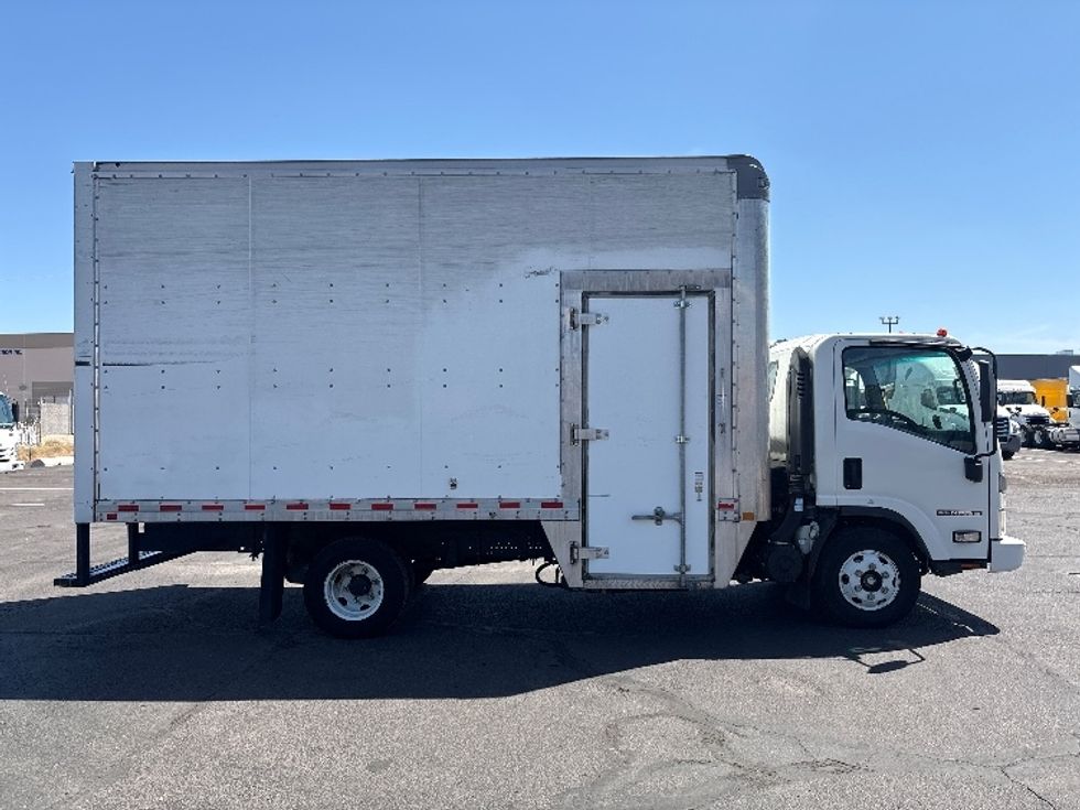 Light Duty Box Truck-Light and Medium Duty Trucks-Isuzu-2022-NPR-Phoenix-AZ-198,503\n\t\tmiles-$ 28,000 - Image 14