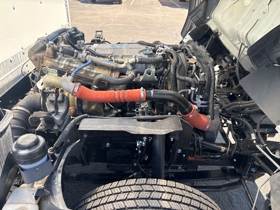 Light Duty Box Truck-Light and Medium Duty Trucks-Isuzu-2022-NPR-Phoenix-AZ-198,503\n\t\tmiles-$ 28,000 - Image 22