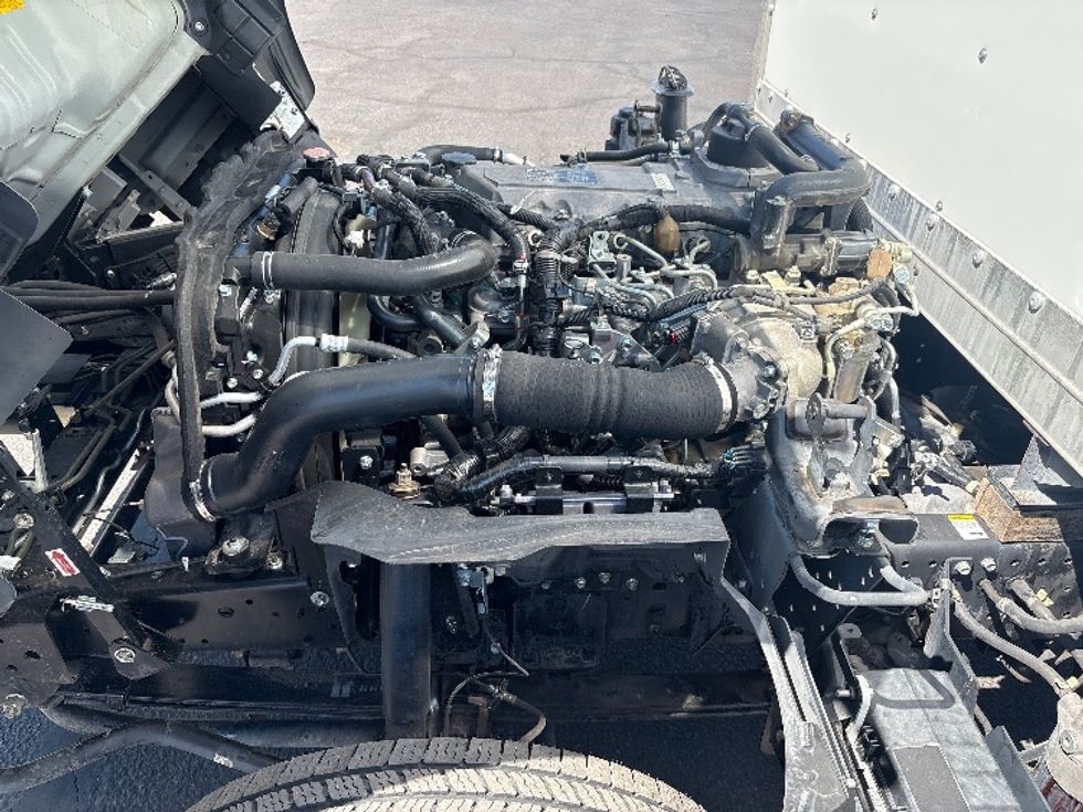 Light Duty Box Truck-Light and Medium Duty Trucks-Isuzu-2022-NPR-Phoenix-AZ-198,503\n\t\tmiles-$ 28,000 - Image 23