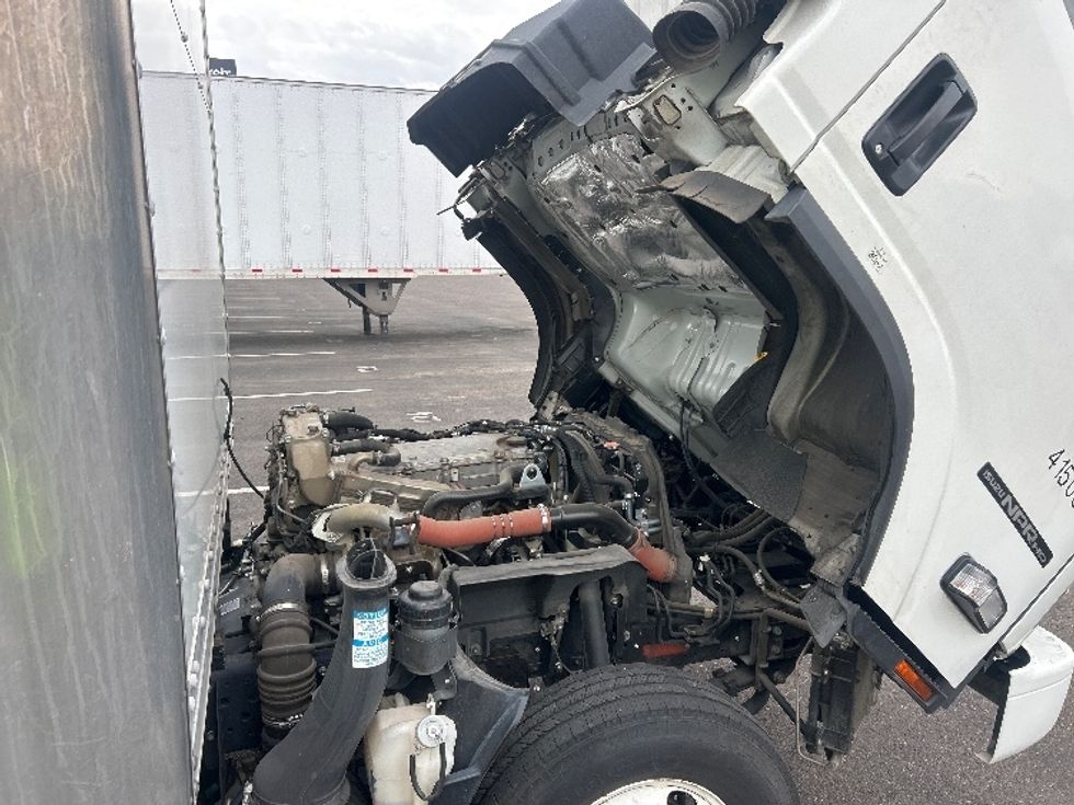 Light Duty Box Truck-Light and Medium Duty Trucks-Isuzu-2022-NPR-Phoenix-AZ-64,731\n\t\tmiles-$ 51,250 - Image 23