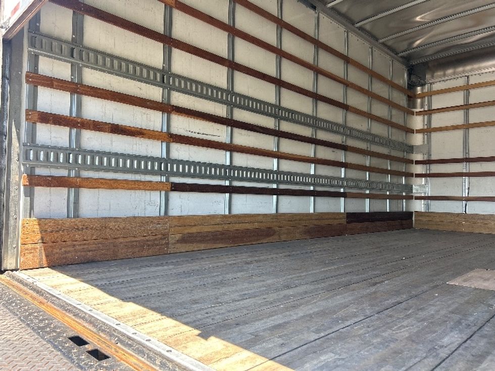 Light Duty Box Truck-Light and Medium Duty Trucks-Isuzu-2022-NPR-Phoenix-AZ-71,887\n\t\tmiles-$ 51,750 - Image 10