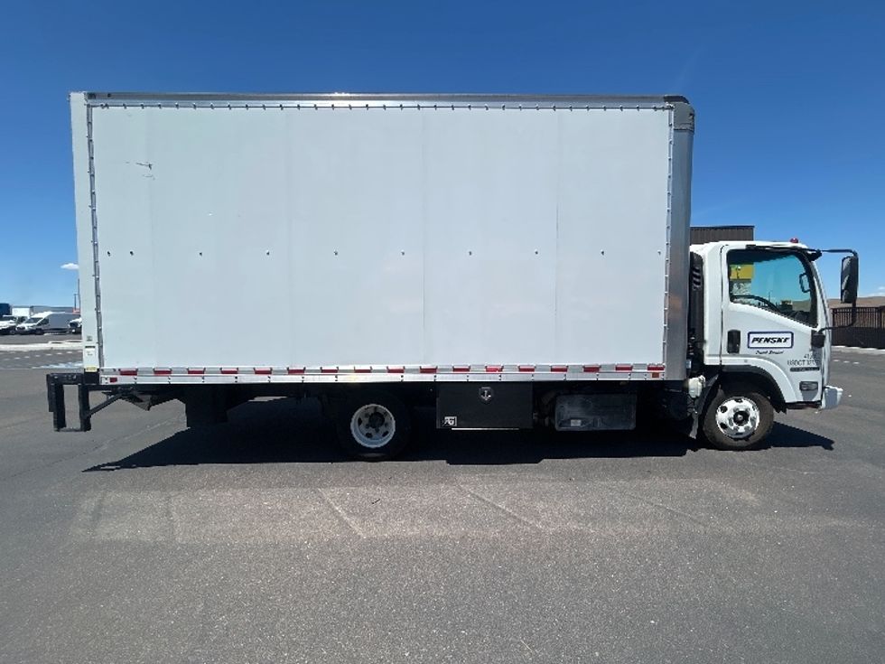 Light Duty Box Truck-Light and Medium Duty Trucks-Isuzu-2022-NPR-Phoenix-AZ-71,887\n\t\tmiles-$ 51,750 - Image 14