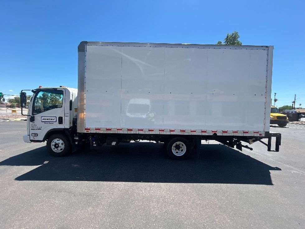 Light Duty Box Truck-Light and Medium Duty Trucks-Isuzu-2022-NPR-Phoenix-AZ-71,887\n\t\tmiles-$ 51,750 - Image 4