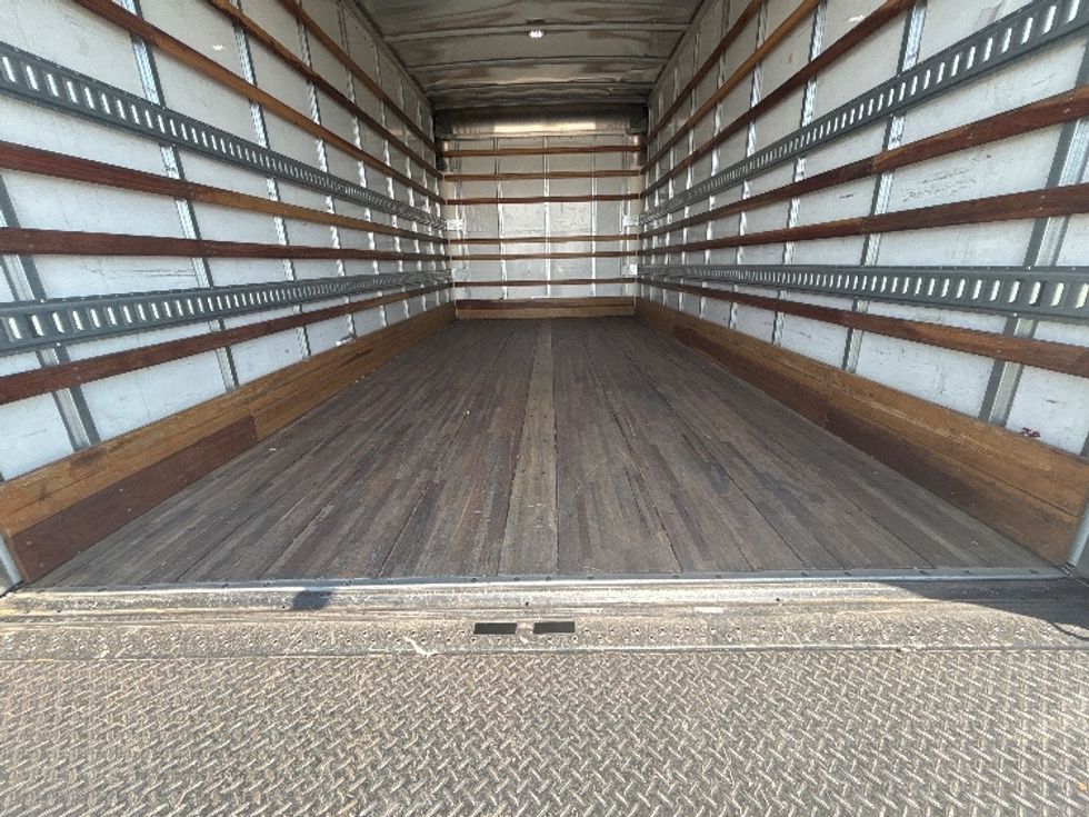 Light Duty Box Truck-Light and Medium Duty Trucks-Isuzu-2022-NPR-Phoenix-AZ-74,103\n\t\tmiles-$ 51,500 - Image 10