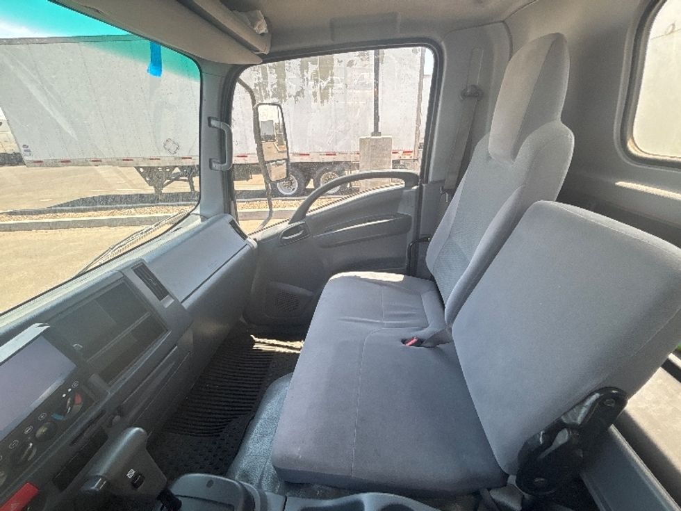 Light Duty Box Truck-Light and Medium Duty Trucks-Isuzu-2022-NPR-Phoenix-AZ-74,103\n\t\tmiles-$ 51,500 - Image 19