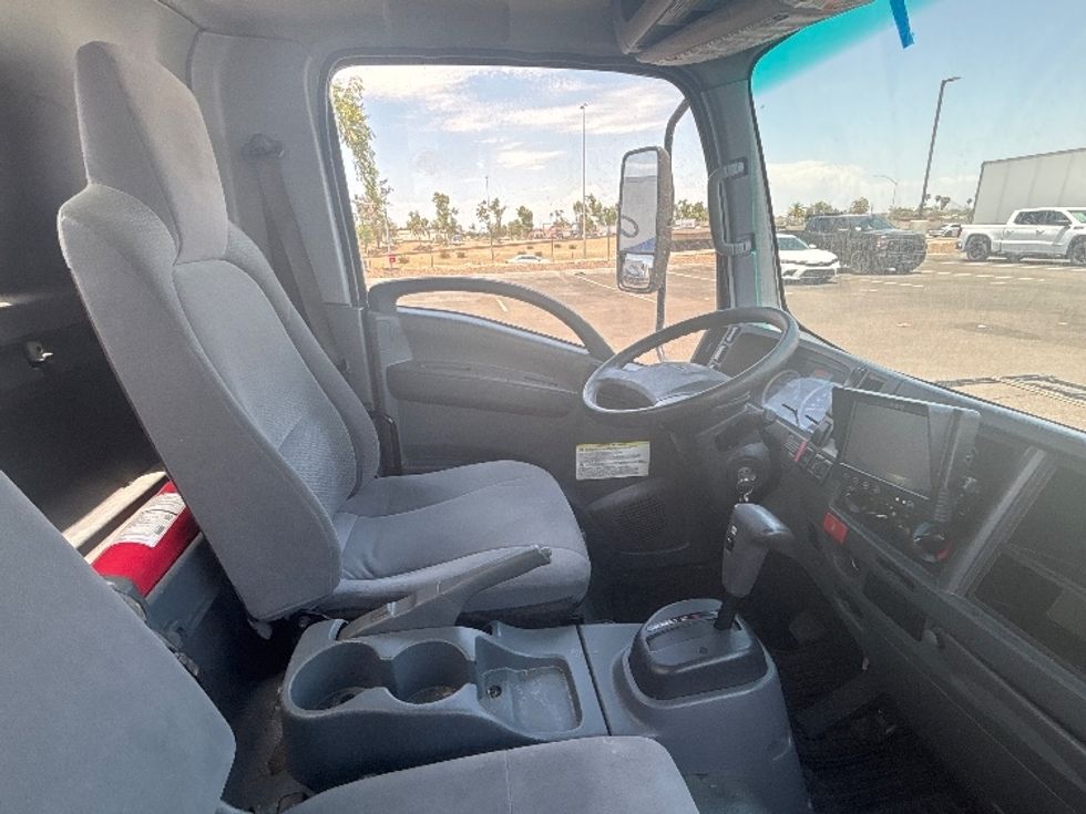 Light Duty Box Truck-Light and Medium Duty Trucks-Isuzu-2022-NPR-Phoenix-AZ-74,103\n\t\tmiles-$ 51,500 - Image 22