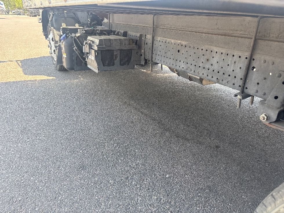 Light Duty Box Truck-Light and Medium Duty Trucks-Isuzu-2022-NPR-Phoenix-AZ-74,103\n\t\tmiles-$ 51,500 - Image 5