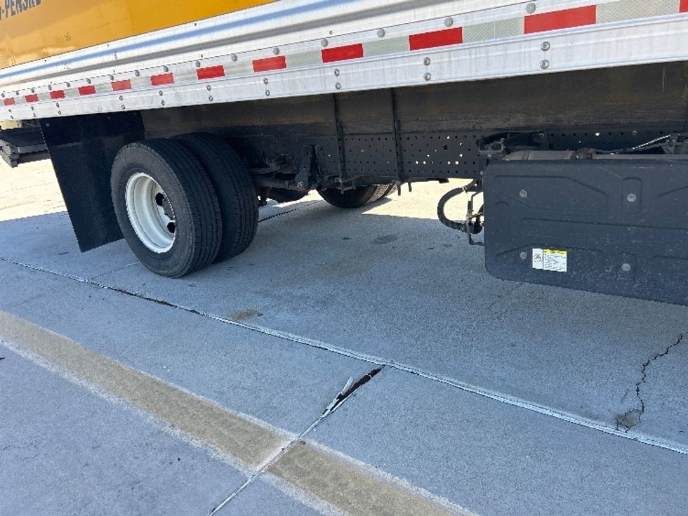 Light Duty Box Truck-Light and Medium Duty Trucks-Isuzu-2022-NPR-Phoenix-AZ-76,378\n\t\tmiles-$ 49,250 - Image 14