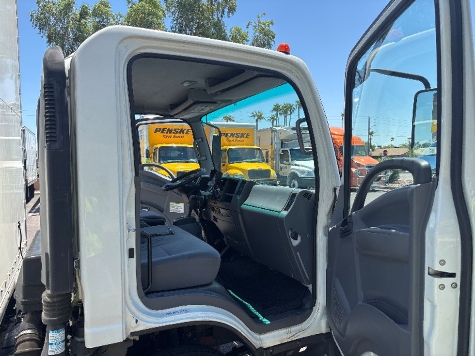Light Duty Box Truck-Light and Medium Duty Trucks-Isuzu-2022-NPR-Phoenix-AZ-77,905\n\t\tmiles-$ 51,000 - Image 20