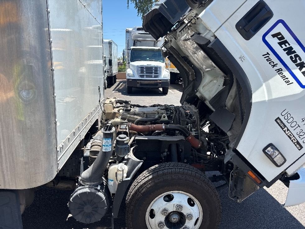 Light Duty Box Truck-Light and Medium Duty Trucks-Isuzu-2022-NPR-Phoenix-AZ-77,905\n\t\tmiles-$ 51,000 - Image 23
