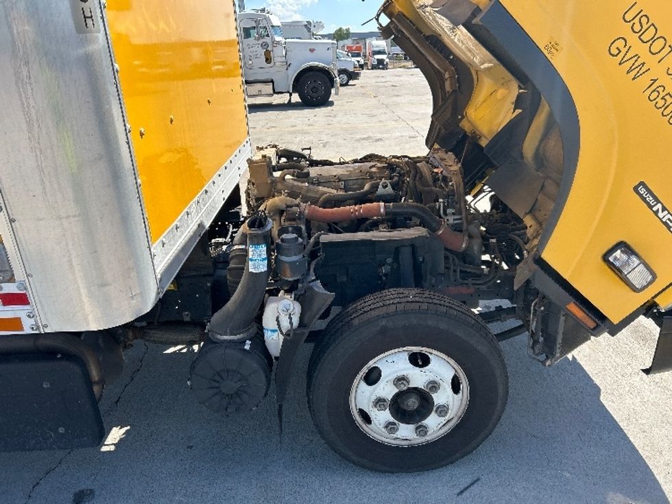 Light Duty Box Truck-Light and Medium Duty Trucks-Isuzu-2022-NPR-Phoenix-AZ-84,823\n\t\tmiles-$ 18,000 - Image 21