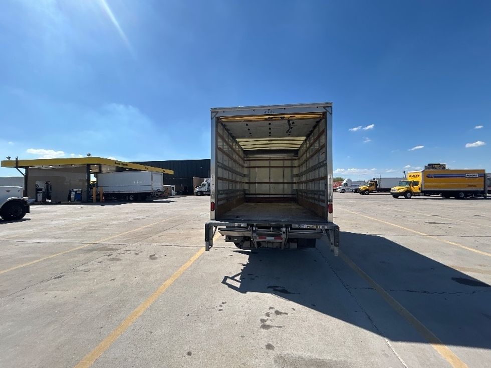 Light Duty Box Truck-Light and Medium Duty Trucks-Isuzu-2022-NPR-Phoenix-AZ-84,823\n\t\tmiles-$ 18,000 - Image 23