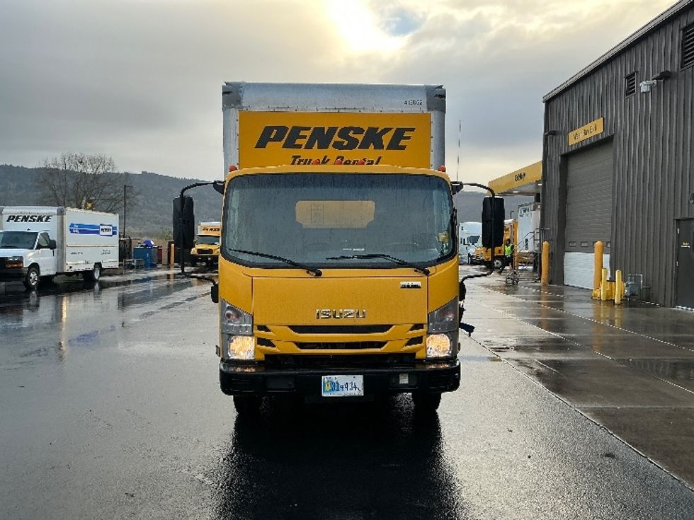 Light Duty Box Truck-Light and Medium Duty Trucks-Isuzu-2022-NPR-Portland-OR-119,797\n\t\tmiles-$ 42,000 - Image 2