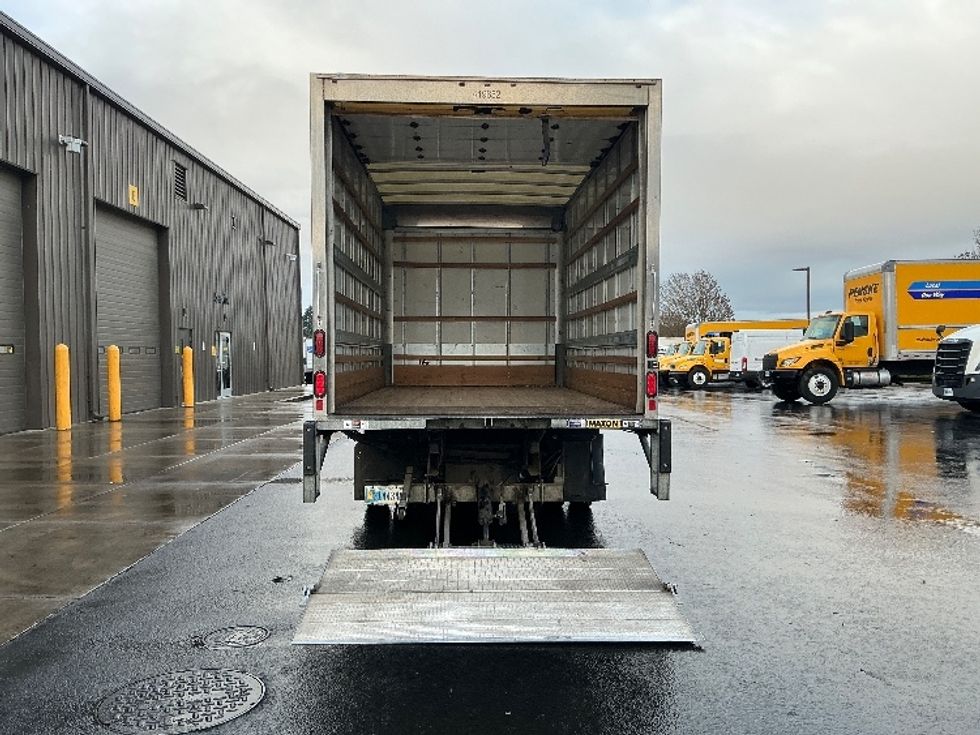 Light Duty Box Truck-Light and Medium Duty Trucks-Isuzu-2022-NPR-Portland-OR-119,797\n\t\tmiles-$ 42,000 - Image 9