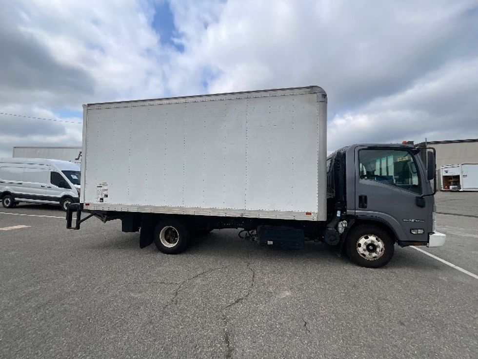 Light Duty Box Truck-Light and Medium Duty Trucks-Isuzu-2022-NPR-Prince George-VA-198,049\n\t\tmiles-$ 29,750 - Image 15