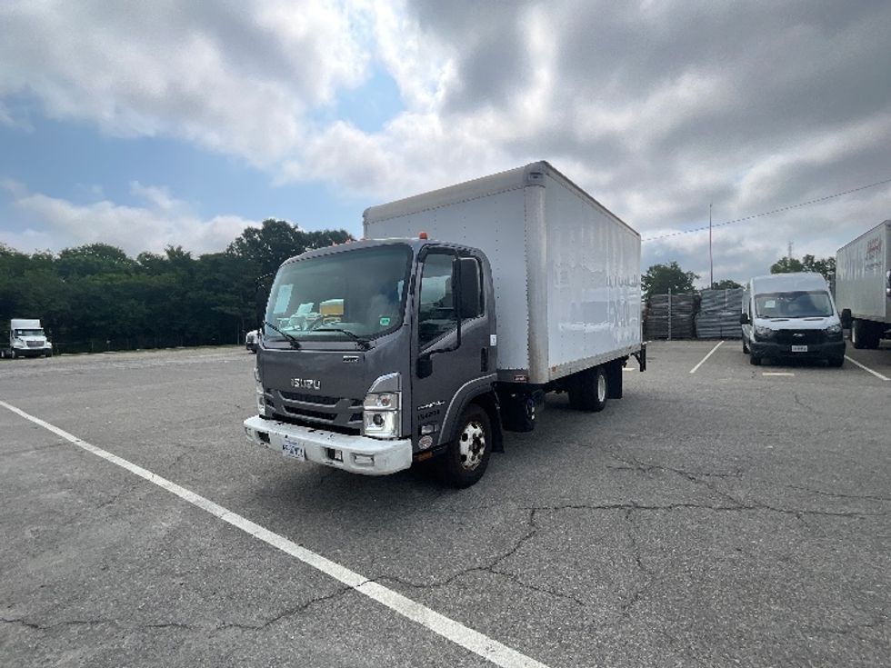 Light Duty Box Truck-Light and Medium Duty Trucks-Isuzu-2022-NPR-Prince George-VA-198,049\n\t\tmiles-$ 29,750 - Image 3