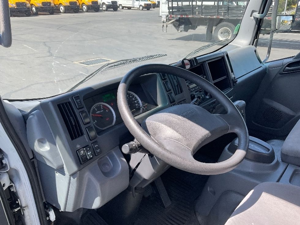 Light Duty Box Truck-Light and Medium Duty Trucks-Isuzu-2022-NPR-Sacramento-CA-109,012\n\t\tmiles-$ 47,500 - Image 17