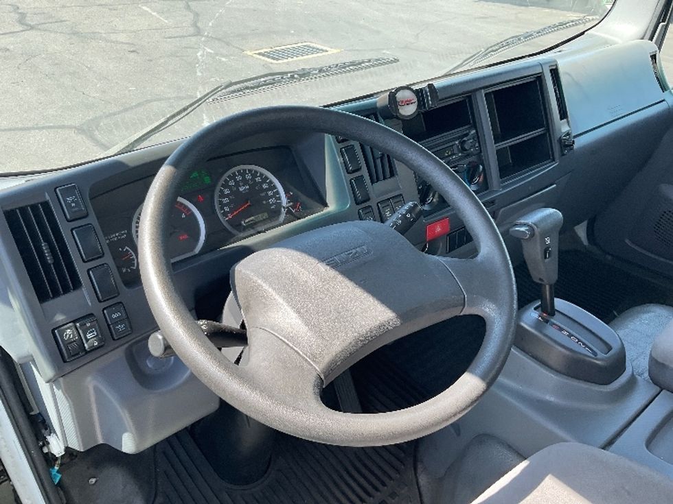 Light Duty Box Truck-Light and Medium Duty Trucks-Isuzu-2022-NPR-Sacramento-CA-109,012\n\t\tmiles-$ 47,500 - Image 18