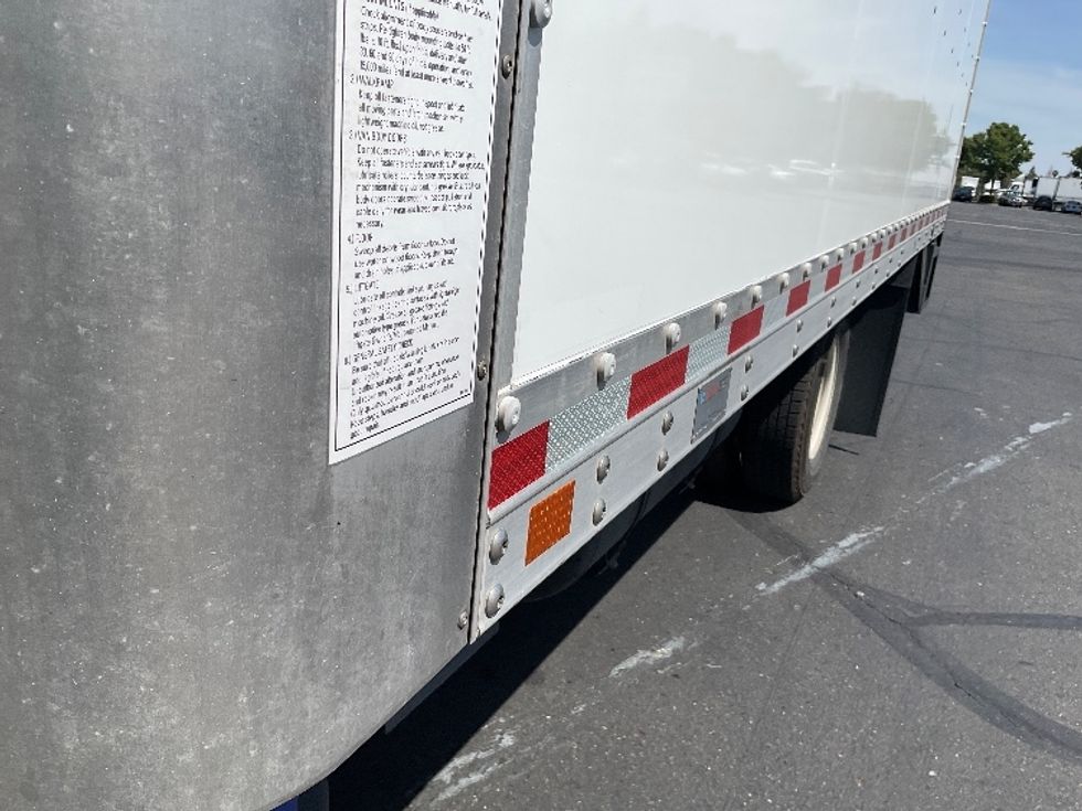 Light Duty Box Truck-Light and Medium Duty Trucks-Isuzu-2022-NPR-Sacramento-CA-109,012\n\t\tmiles-$ 47,500 - Image 27