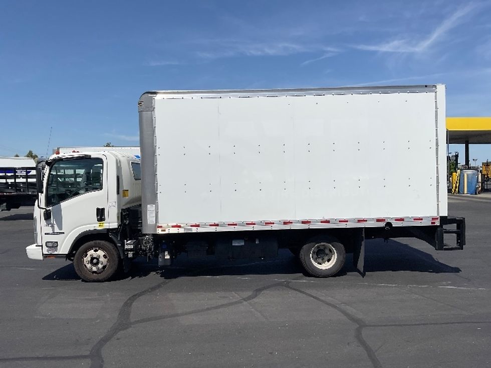 Light Duty Box Truck-Light and Medium Duty Trucks-Isuzu-2022-NPR-Sacramento-CA-109,012\n\t\tmiles-$ 47,500 - Image 4