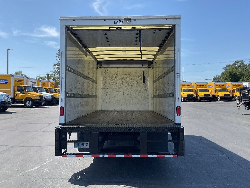 Light Duty Box Truck-Light and Medium Duty Trucks-Isuzu-2022-NPR-Sacramento-CA-109,012\n\t\tmiles-$ 47,500 - Image 9
