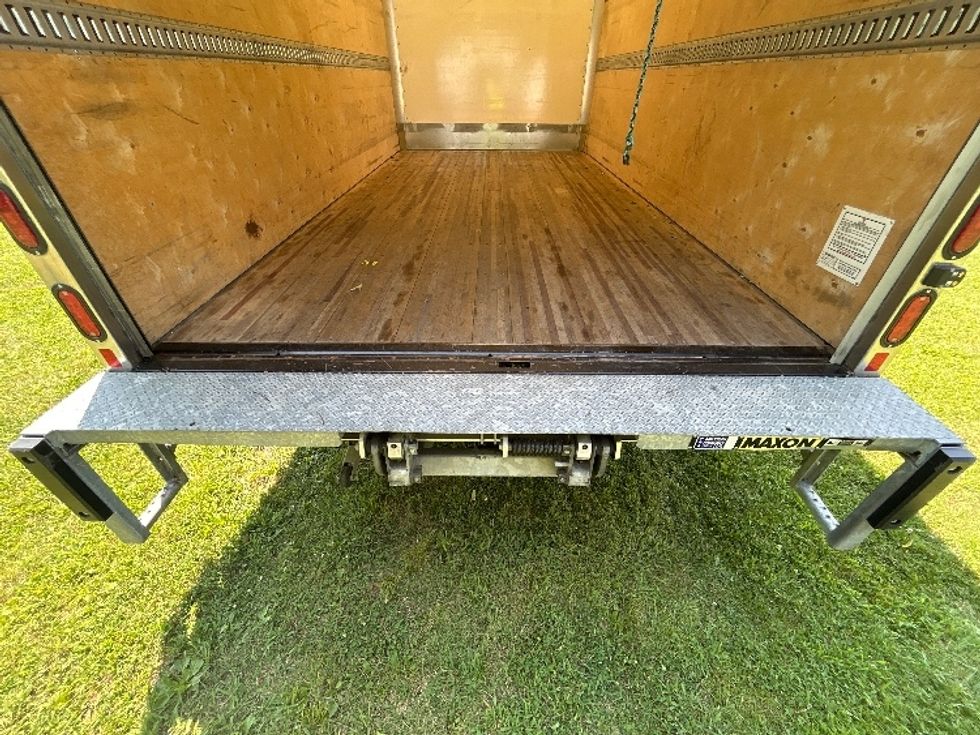 Light Duty Box Truck-Light and Medium Duty Trucks-Isuzu-2022-NPR-Springfield-MO-45,734\n\t\tmiles-$ 55,000 - Image 10