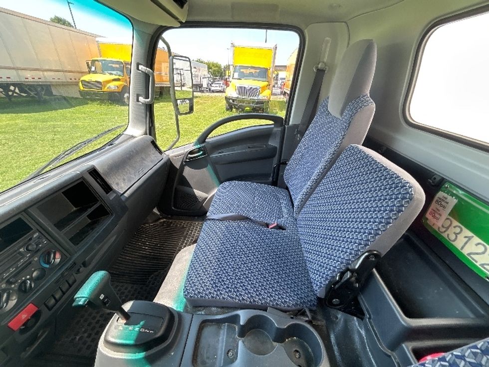 Light Duty Box Truck-Light and Medium Duty Trucks-Isuzu-2022-NPR-Springfield-MO-45,734\n\t\tmiles-$ 55,000 - Image 19