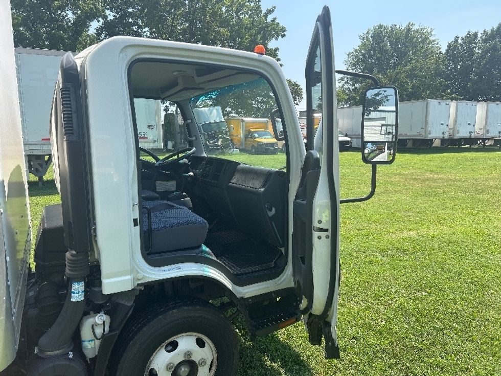 Light Duty Box Truck-Light and Medium Duty Trucks-Isuzu-2022-NPR-Springfield-MO-45,734\n\t\tmiles-$ 55,000 - Image 20