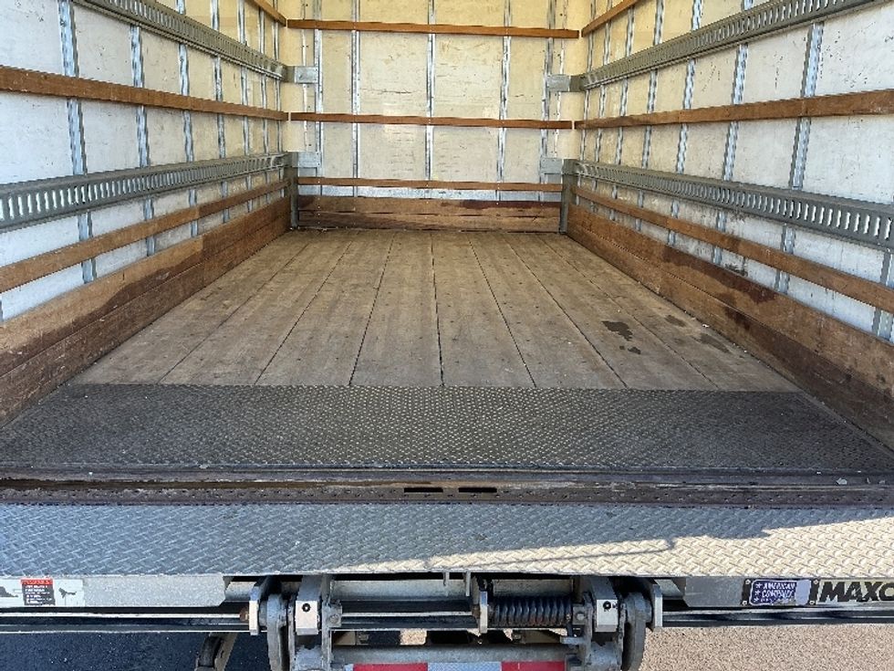 Light Duty Box Truck-Light and Medium Duty Trucks-Isuzu-2022-NPR-Stockton-CA-158,778\n\t\tmiles-$ 35,750 - Image 10