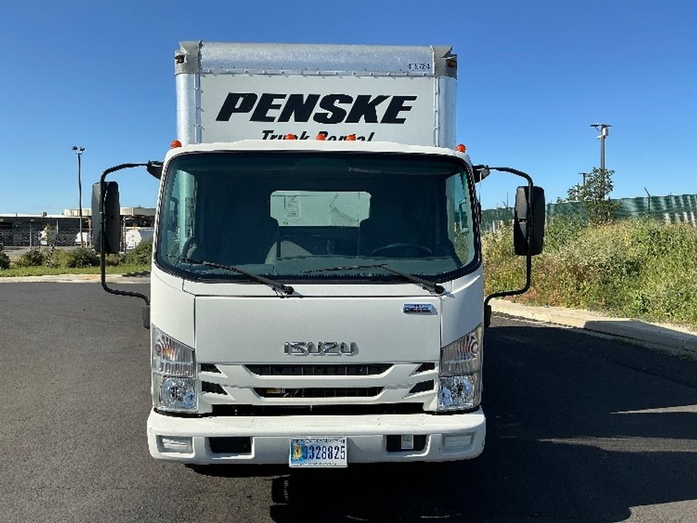 Light Duty Box Truck-Light and Medium Duty Trucks-Isuzu-2022-NPR-Stockton-CA-158,778\n\t\tmiles-$ 35,750 - Image 2
