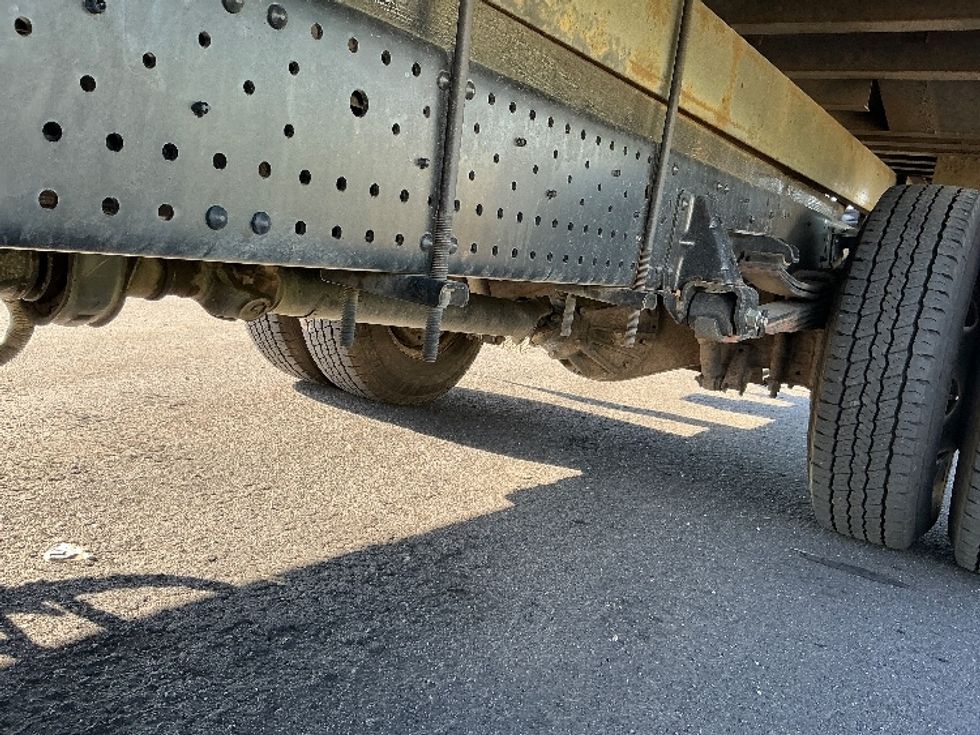 Light Duty Box Truck-Light and Medium Duty Trucks-Isuzu-2022-NPR-Stockton-CA-158,778\n\t\tmiles-$ 35,750 - Image 5