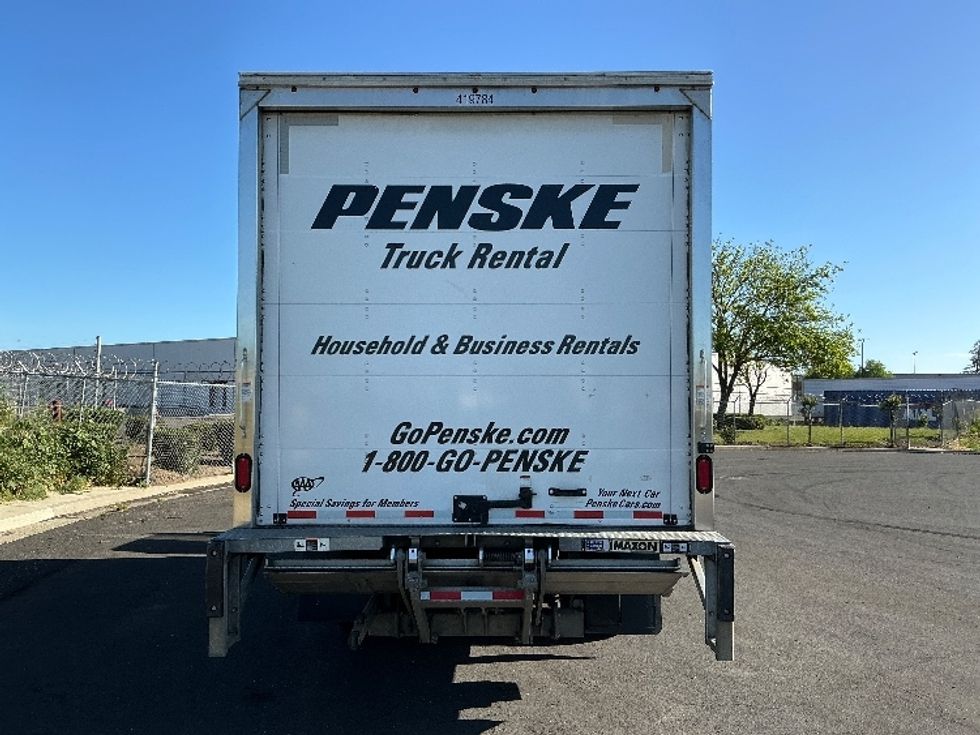 Light Duty Box Truck-Light and Medium Duty Trucks-Isuzu-2022-NPR-Stockton-CA-158,778\n\t\tmiles-$ 35,750 - Image 7