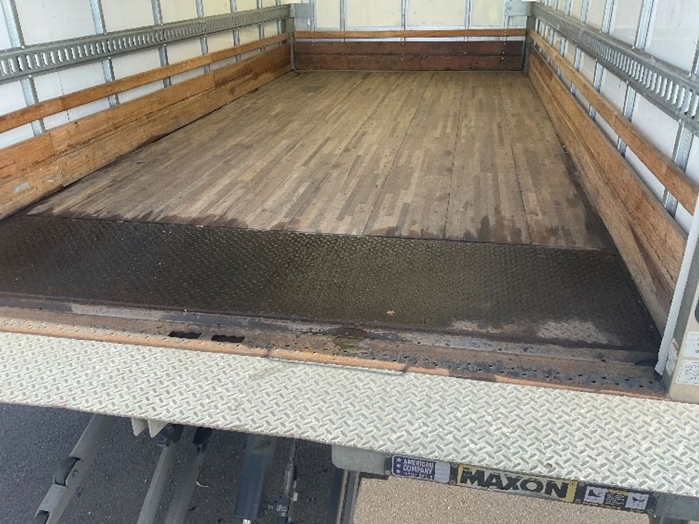 Light Duty Box Truck-Light and Medium Duty Trucks-Isuzu-2022-NPR-Tacoma-WA-83,873\n\t\tmiles-$ 51,000 - Image 10