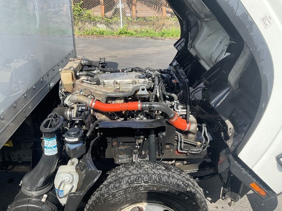 Light Duty Box Truck-Light and Medium Duty Trucks-Isuzu-2022-NPR-Tacoma-WA-83,873\n\t\tmiles-$ 51,000 - Image 23