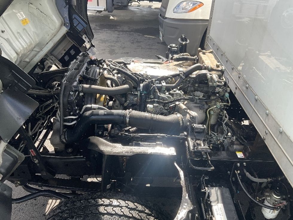 Light Duty Box Truck-Light and Medium Duty Trucks-Isuzu-2022-NPR-Tacoma-WA-83,873\n\t\tmiles-$ 51,000 - Image 24