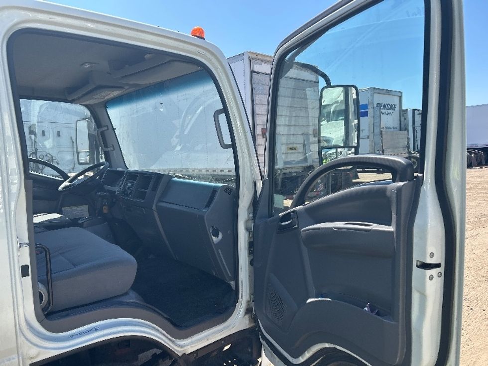 Light Duty Box Truck-Light and Medium Duty Trucks-Isuzu-2022-NPR-Torrance-CA-106,698\n\t\tmiles-$ 48,750 - Image 20