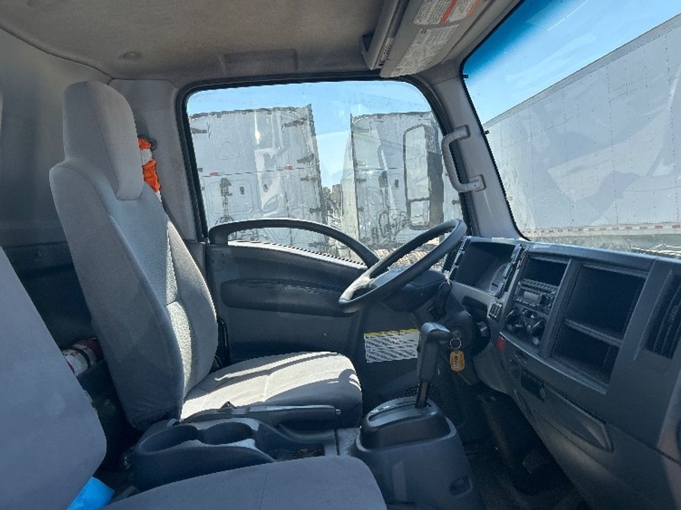 Light Duty Box Truck-Light and Medium Duty Trucks-Isuzu-2022-NPR-Torrance-CA-106,698\n\t\tmiles-$ 48,750 - Image 22