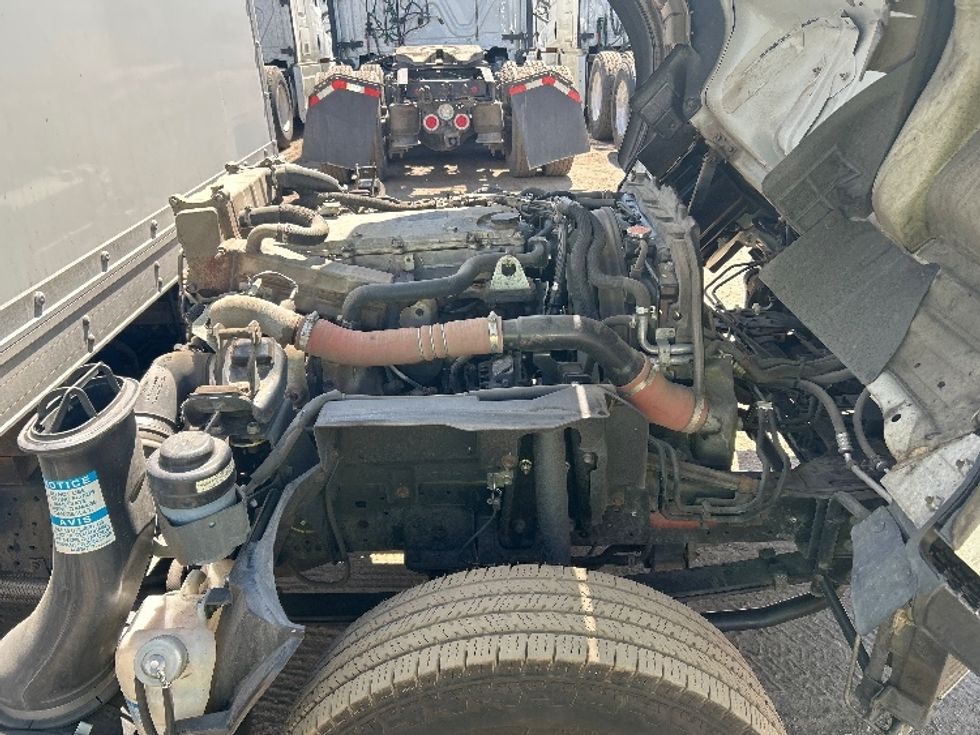 Light Duty Box Truck-Light and Medium Duty Trucks-Isuzu-2022-NPR-Torrance-CA-106,698\n\t\tmiles-$ 48,750 - Image 23