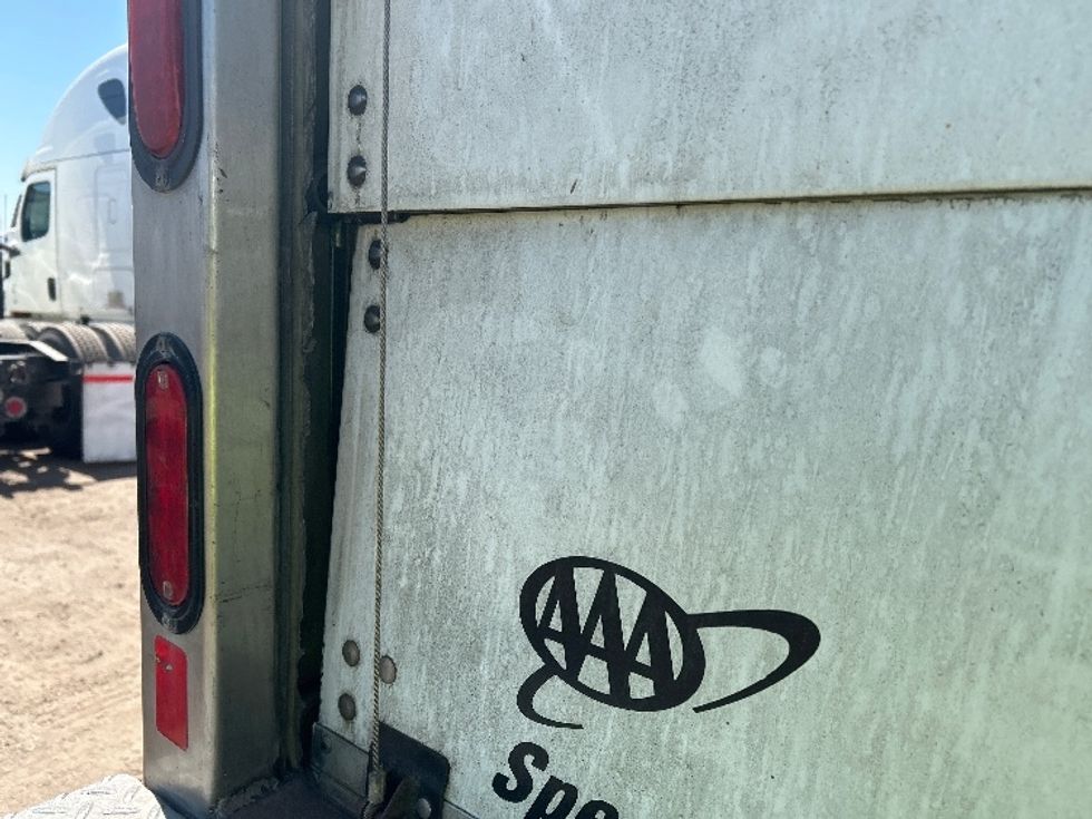 Light Duty Box Truck-Light and Medium Duty Trucks-Isuzu-2022-NPR-Torrance-CA-106,698\n\t\tmiles-$ 48,750 - Image 28