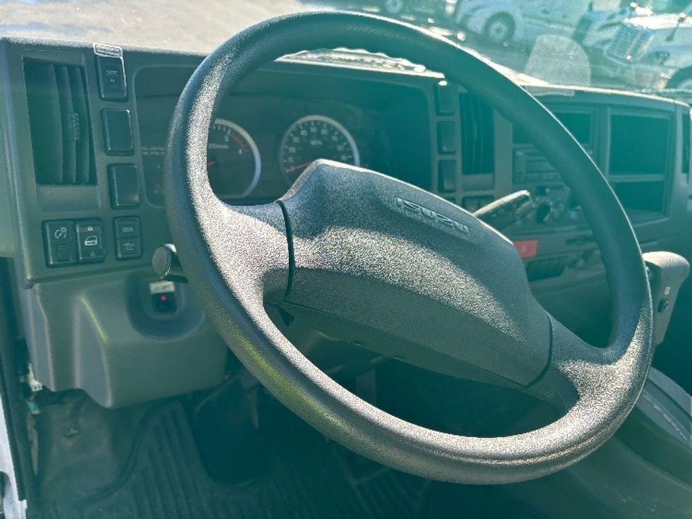 Light Duty Box Truck-Light and Medium Duty Trucks-Isuzu-2022-NPR-West Sacramento-CA-104,575\n\t\tmiles-$ 48,250 - Image 17