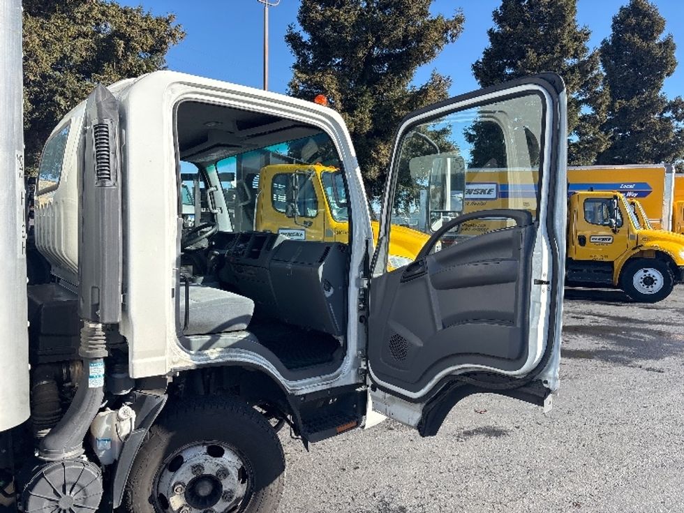 Light Duty Box Truck-Light and Medium Duty Trucks-Isuzu-2022-NPR-West Sacramento-CA-104,575\n\t\tmiles-$ 48,250 - Image 20