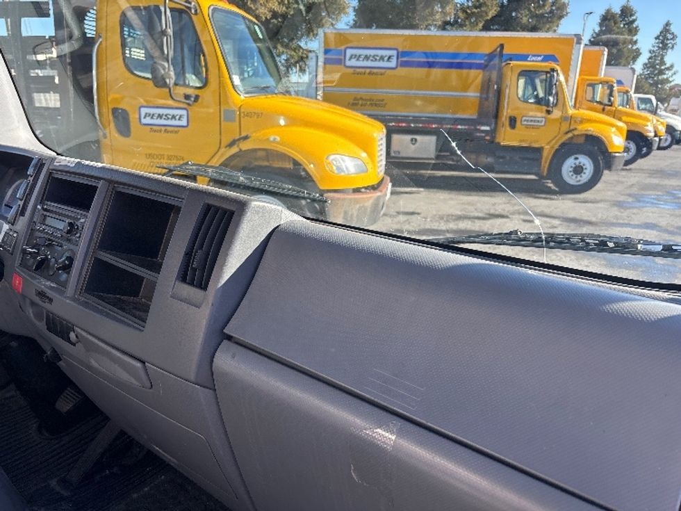 Light Duty Box Truck-Light and Medium Duty Trucks-Isuzu-2022-NPR-West Sacramento-CA-104,575\n\t\tmiles-$ 48,250 - Image 21